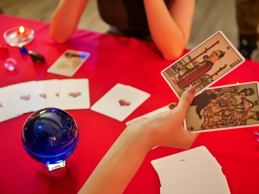 How Love Tarot Reading Guides Romantic Choices Silver Spring, MD
